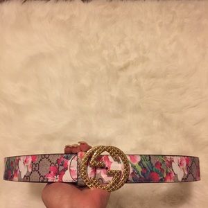 Gucci flower belt